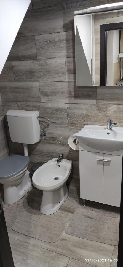 Christie'S 2 Central Apartment Bukurešť Exteriér fotografie
